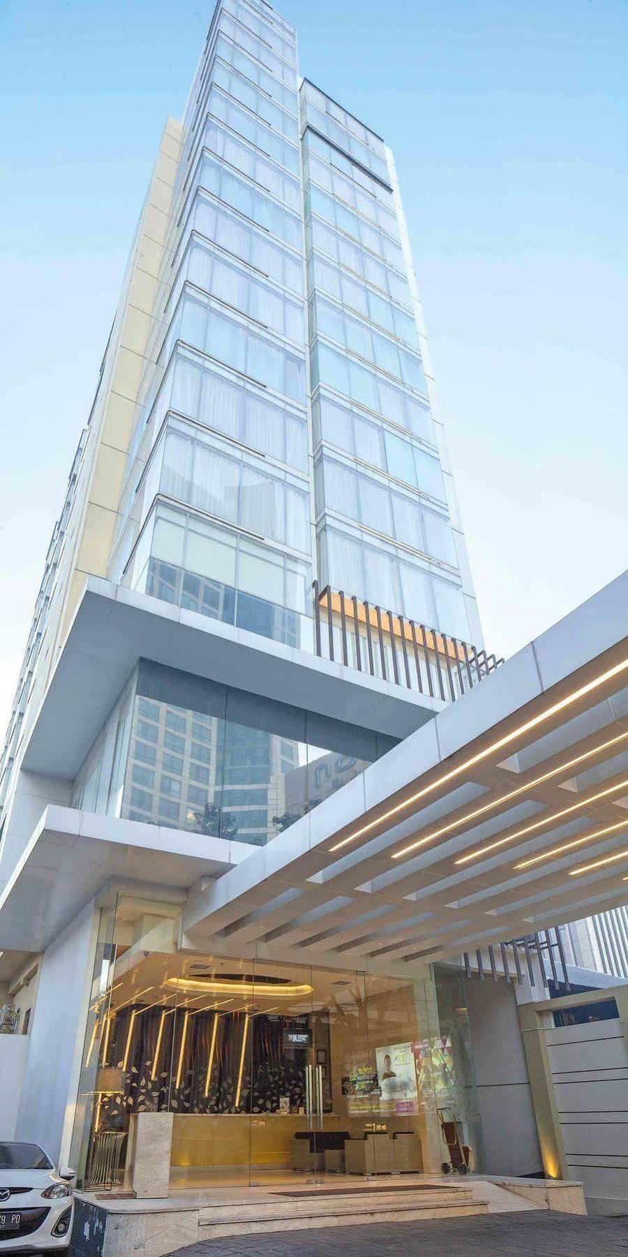 Midtown Hotel Surabaia Exterior foto